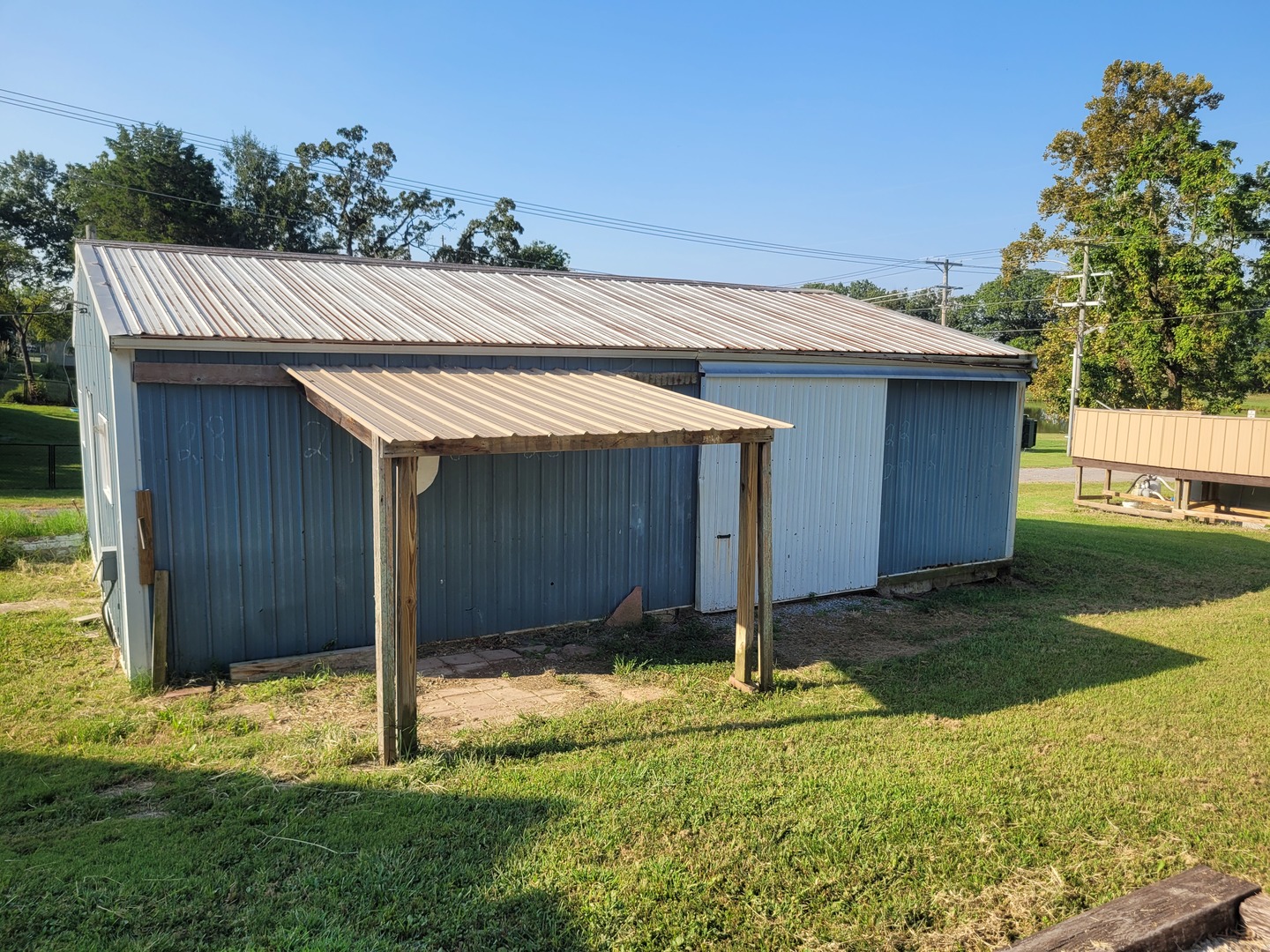 300 N Virginia Street Property Photo 4