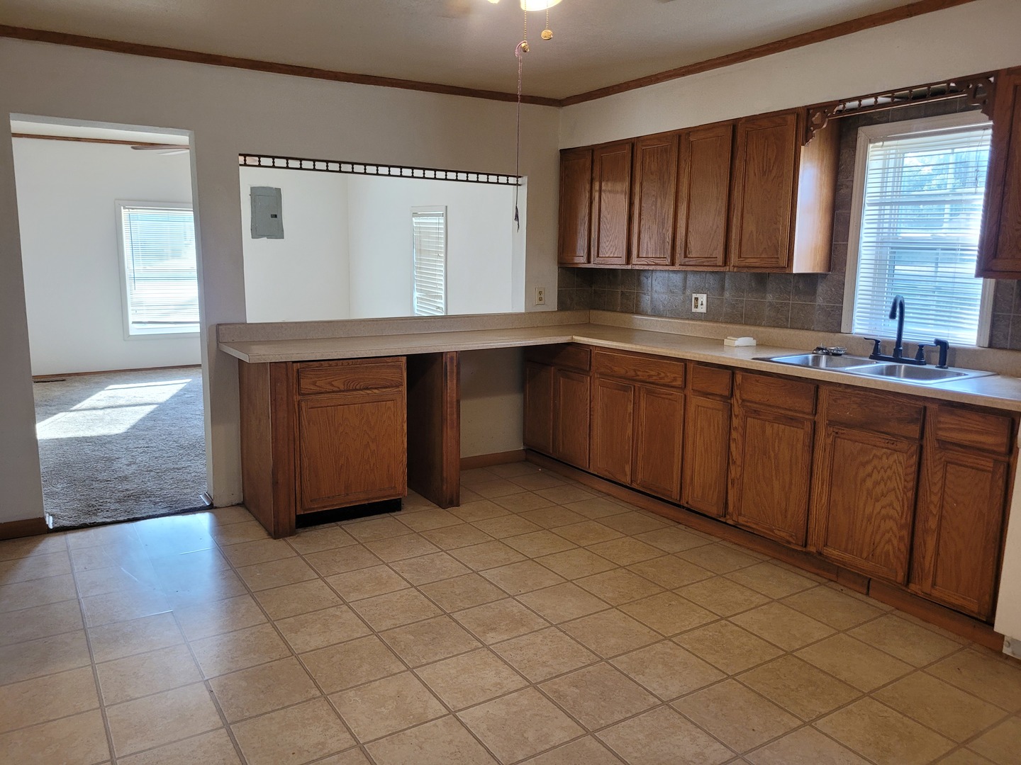 300 N Virginia Street Property Photo 11