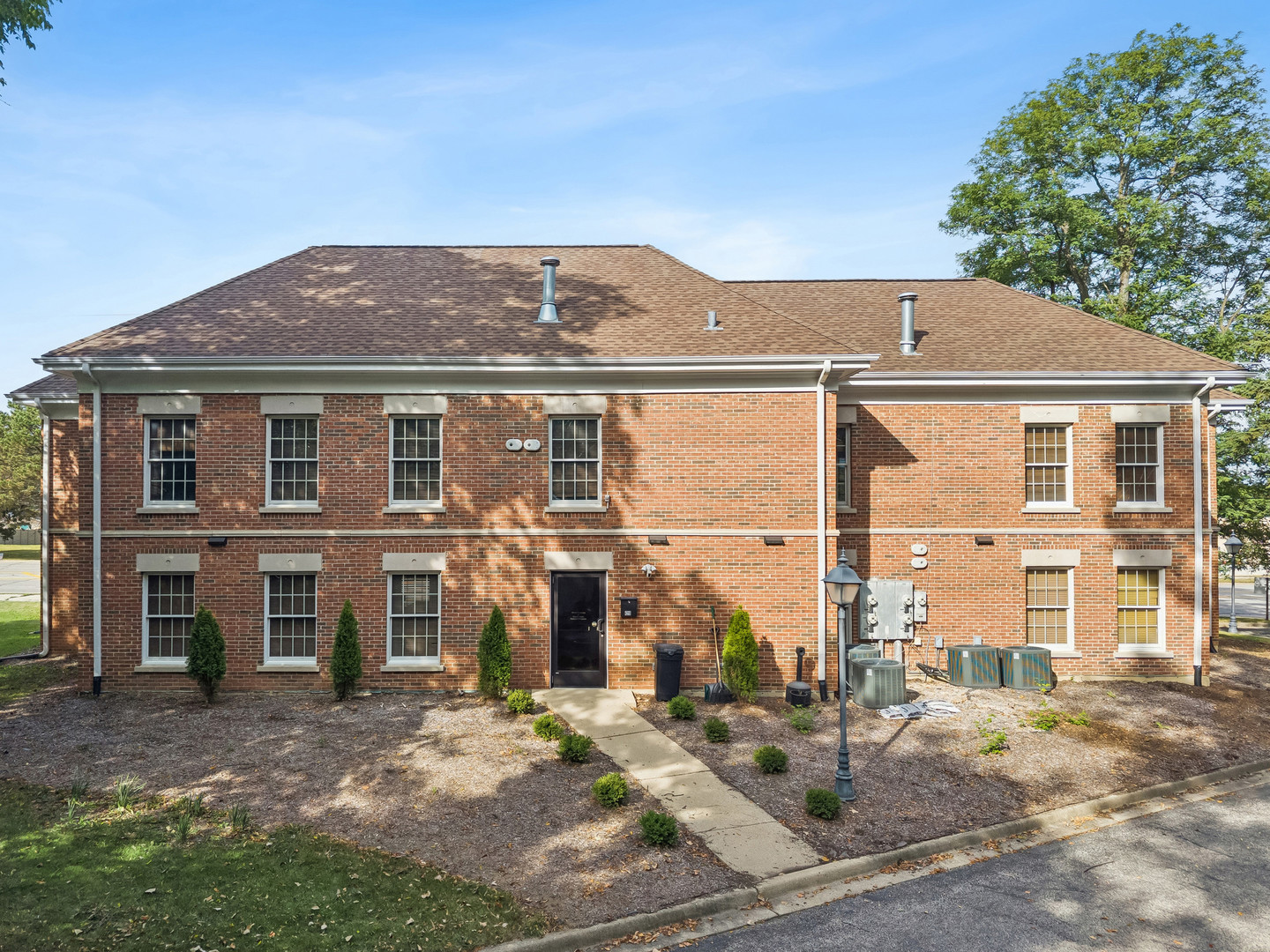 4215 Kirchoff Road Property Photo 3