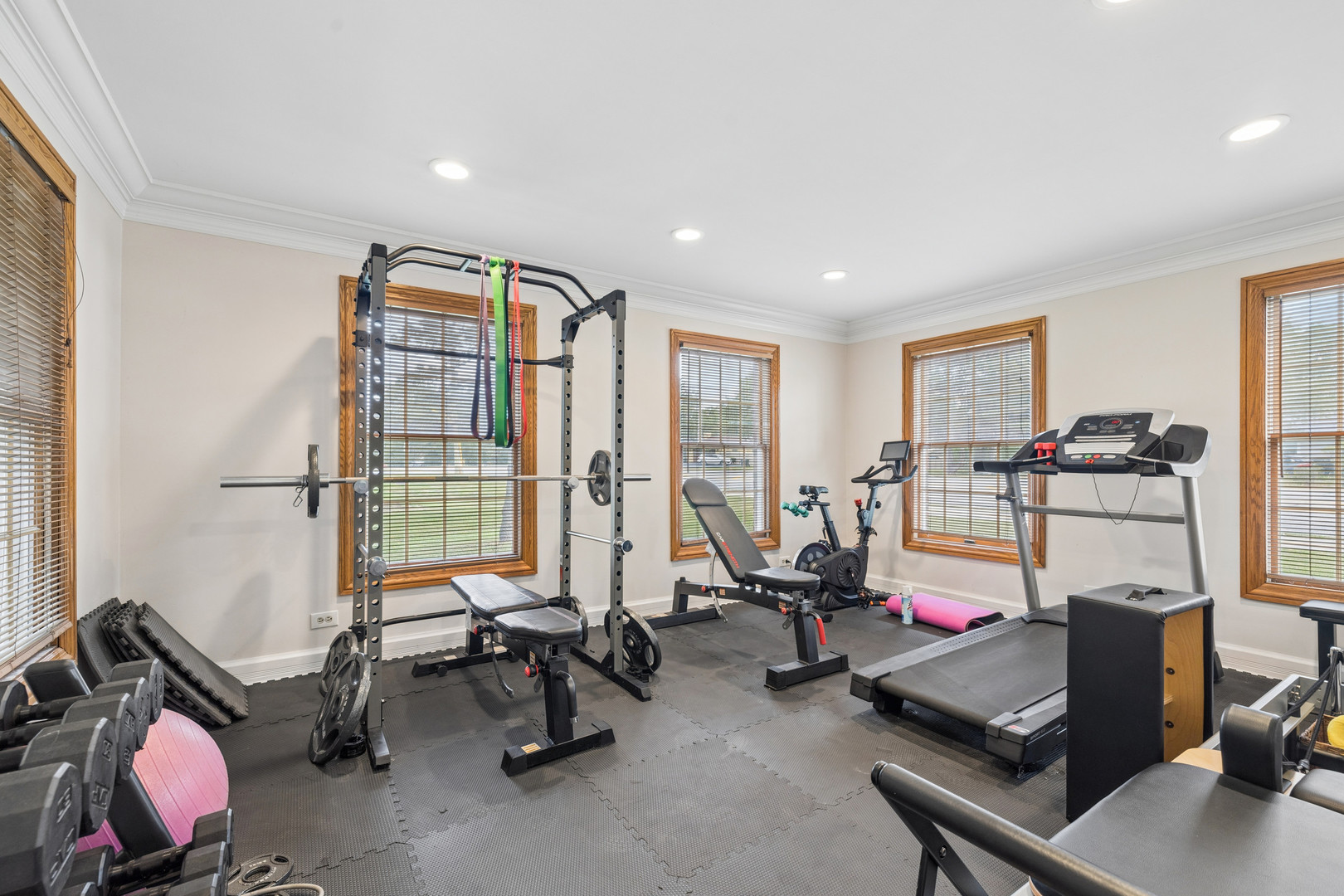 4215 Kirchoff Road Property Photo 13