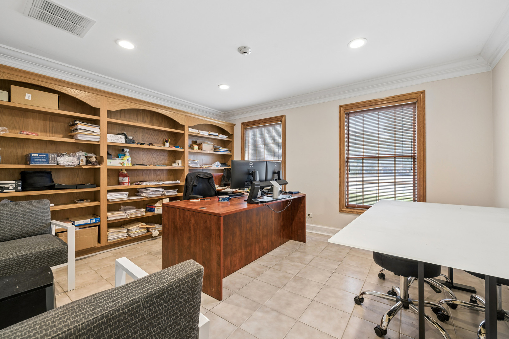 4215 Kirchoff Road Property Photo 15