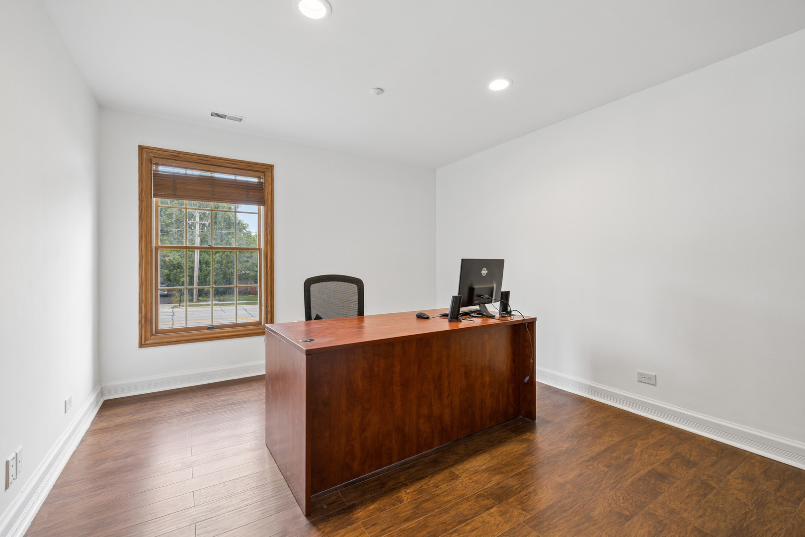 4215 Kirchoff Road Property Photo 19