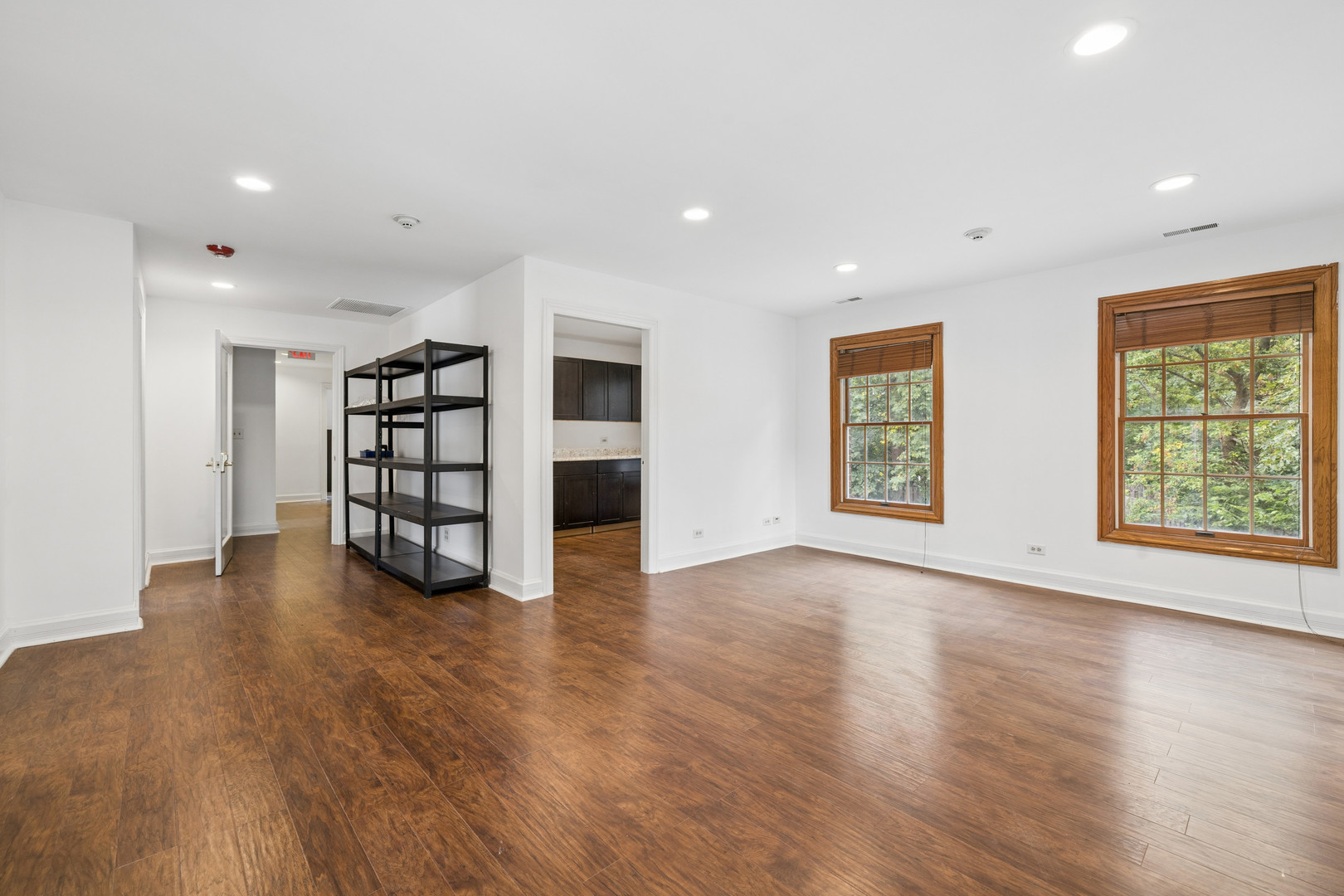 4215 Kirchoff Road Property Photo 25