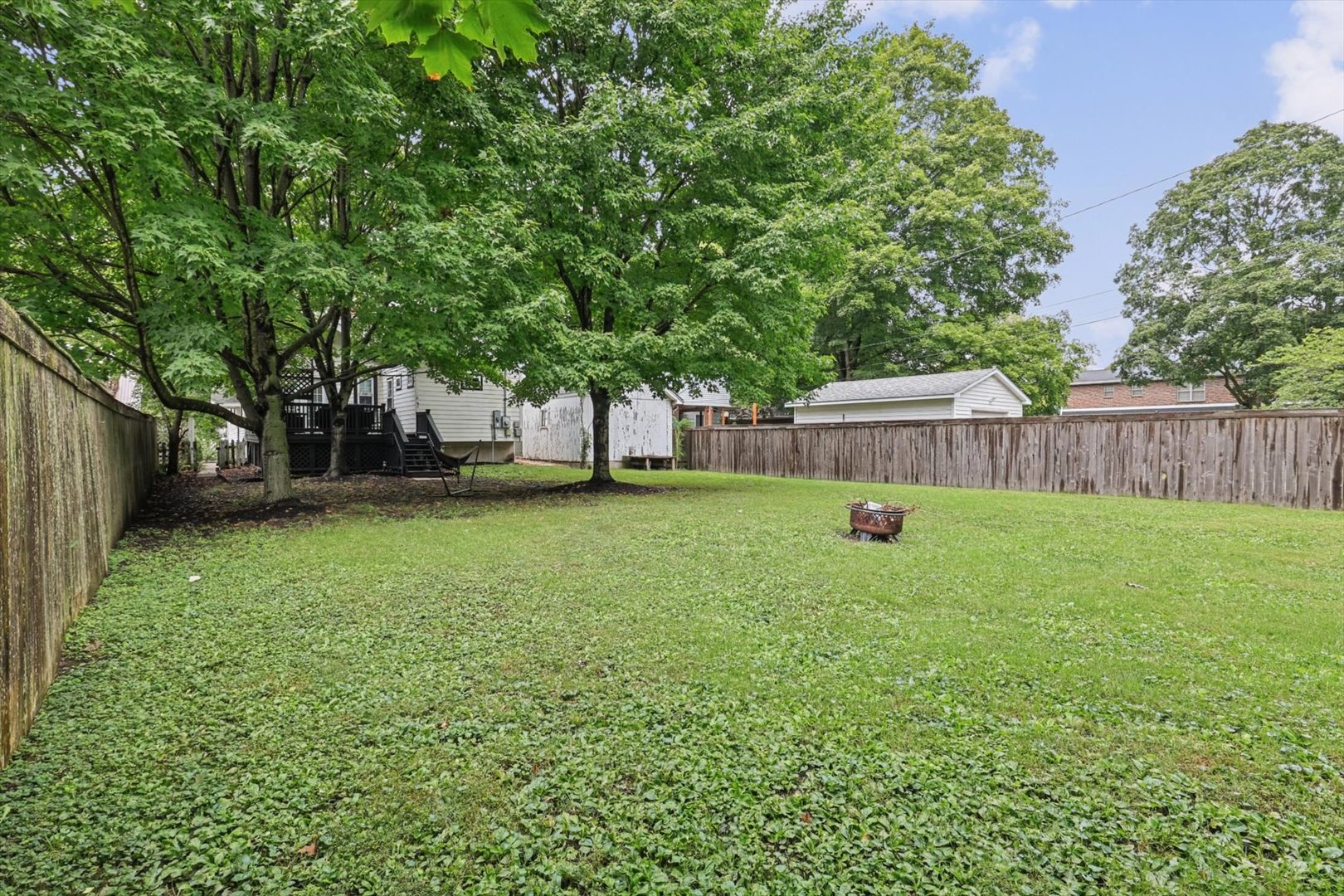 119 S Pine Street Property Photo 31