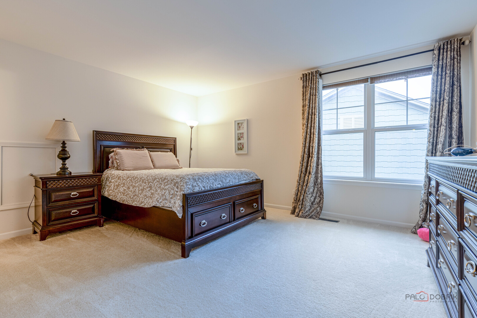 637 Insull Drive Property Photo 15