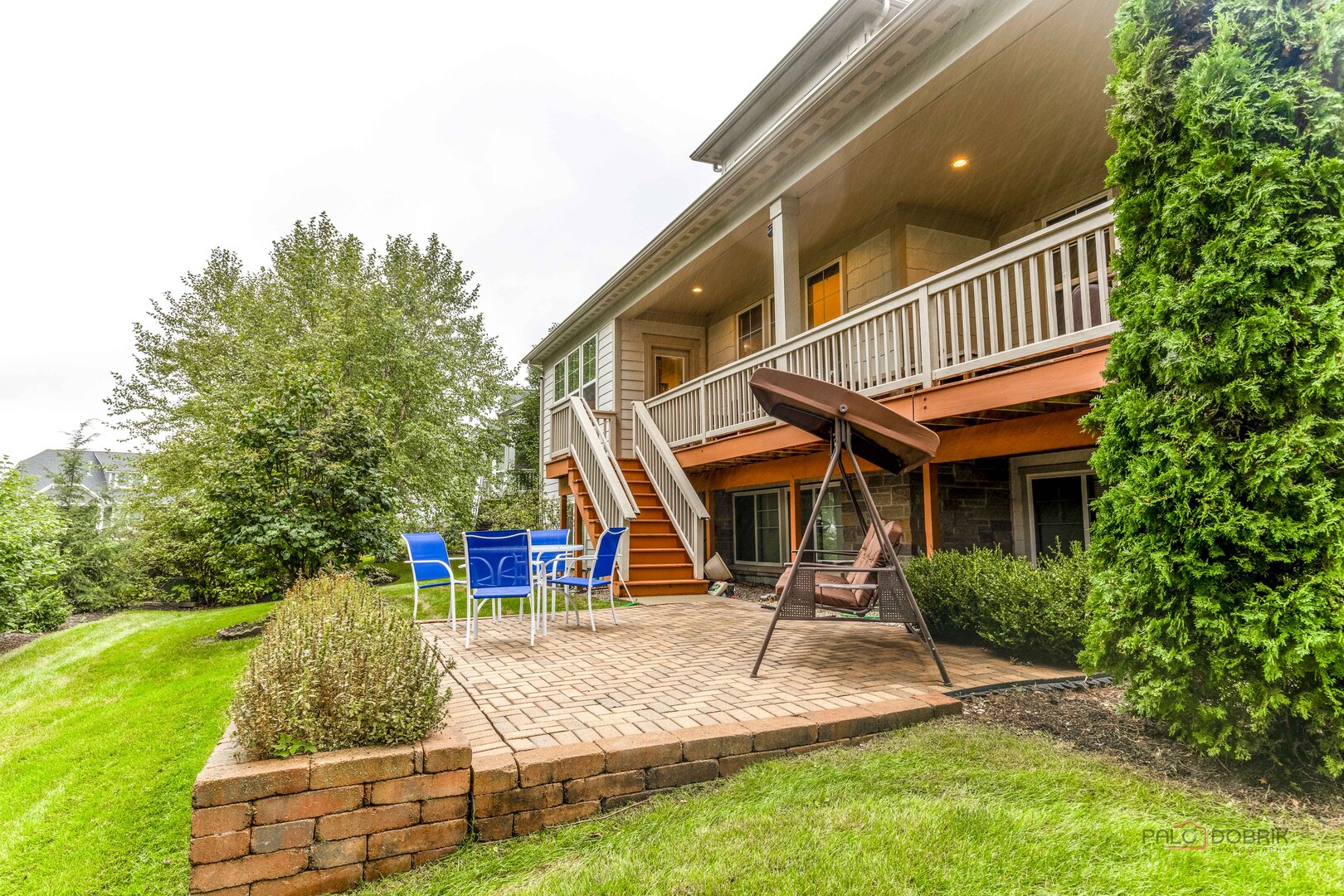 637 Insull Drive Property Photo 22