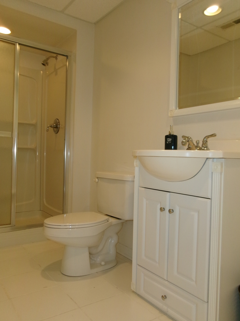 38604 N Waveland Avenue Property Photo 16