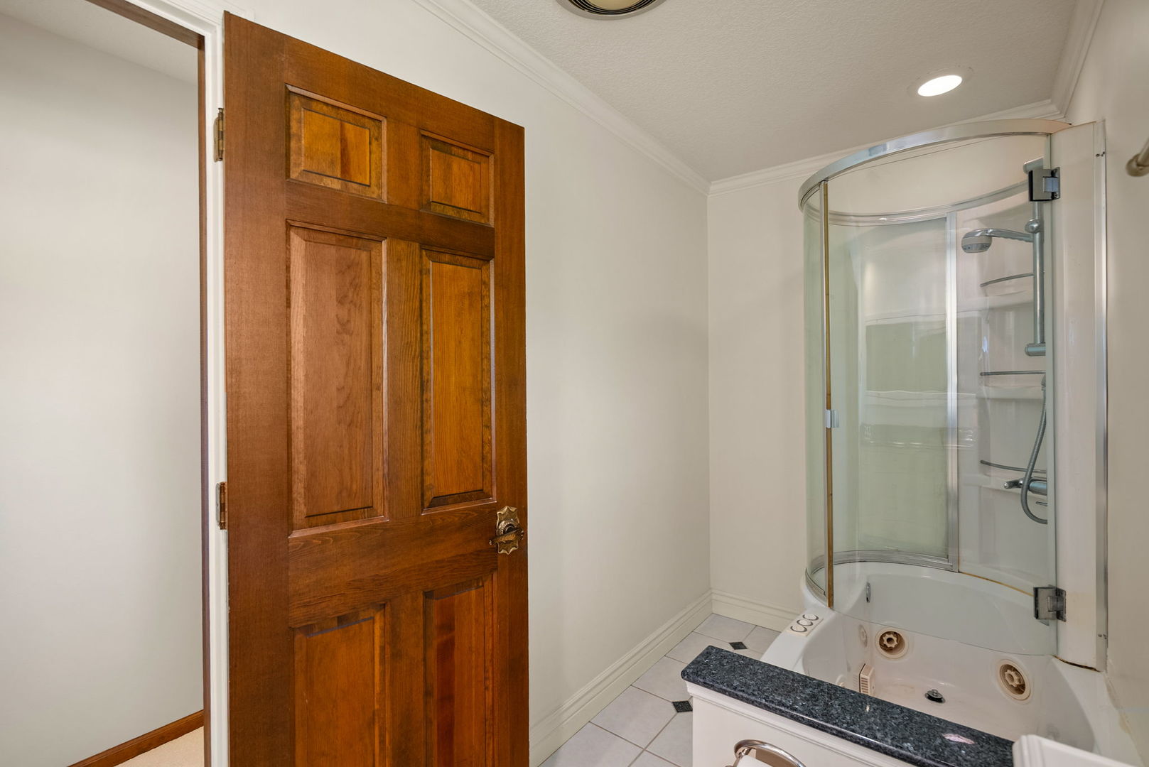 4005 Lakehurst Court Property Photo 28