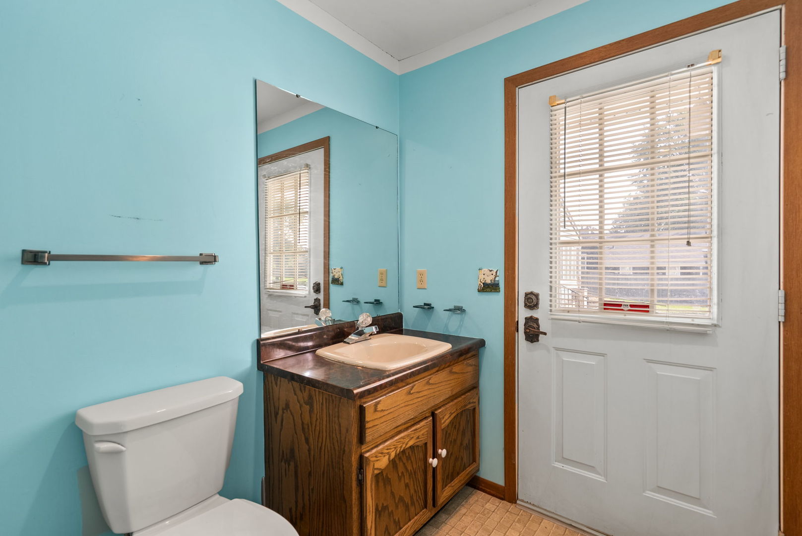 4005 Lakehurst Court Property Photo 40