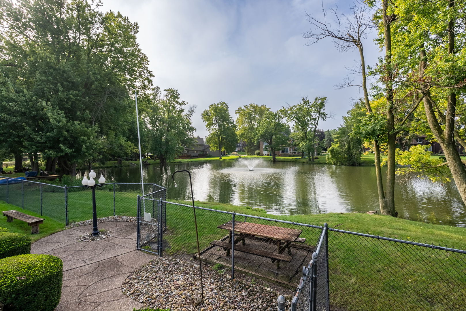 4005 Lakehurst Court Property Photo 47