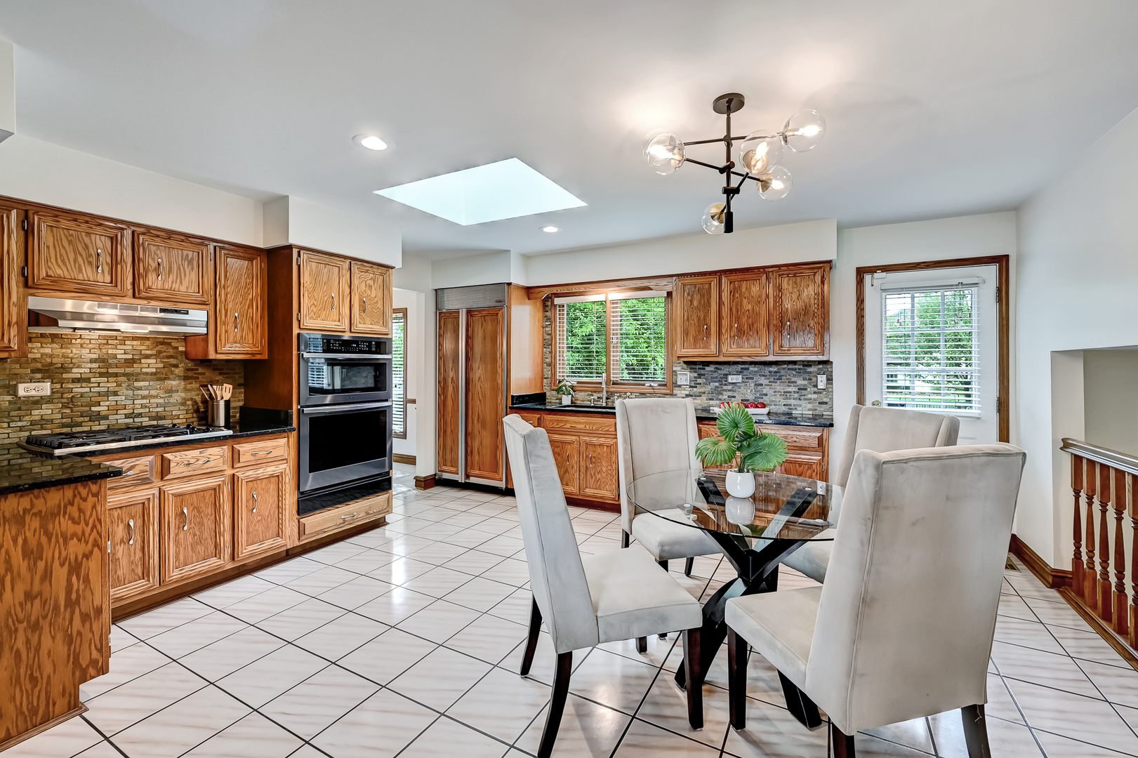 1804 Woodview Court Property Photo 8