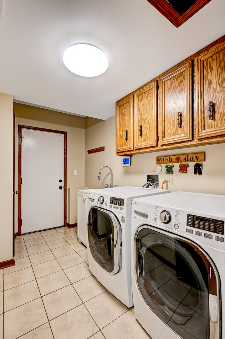 1804 Woodview Court Property Photo 24