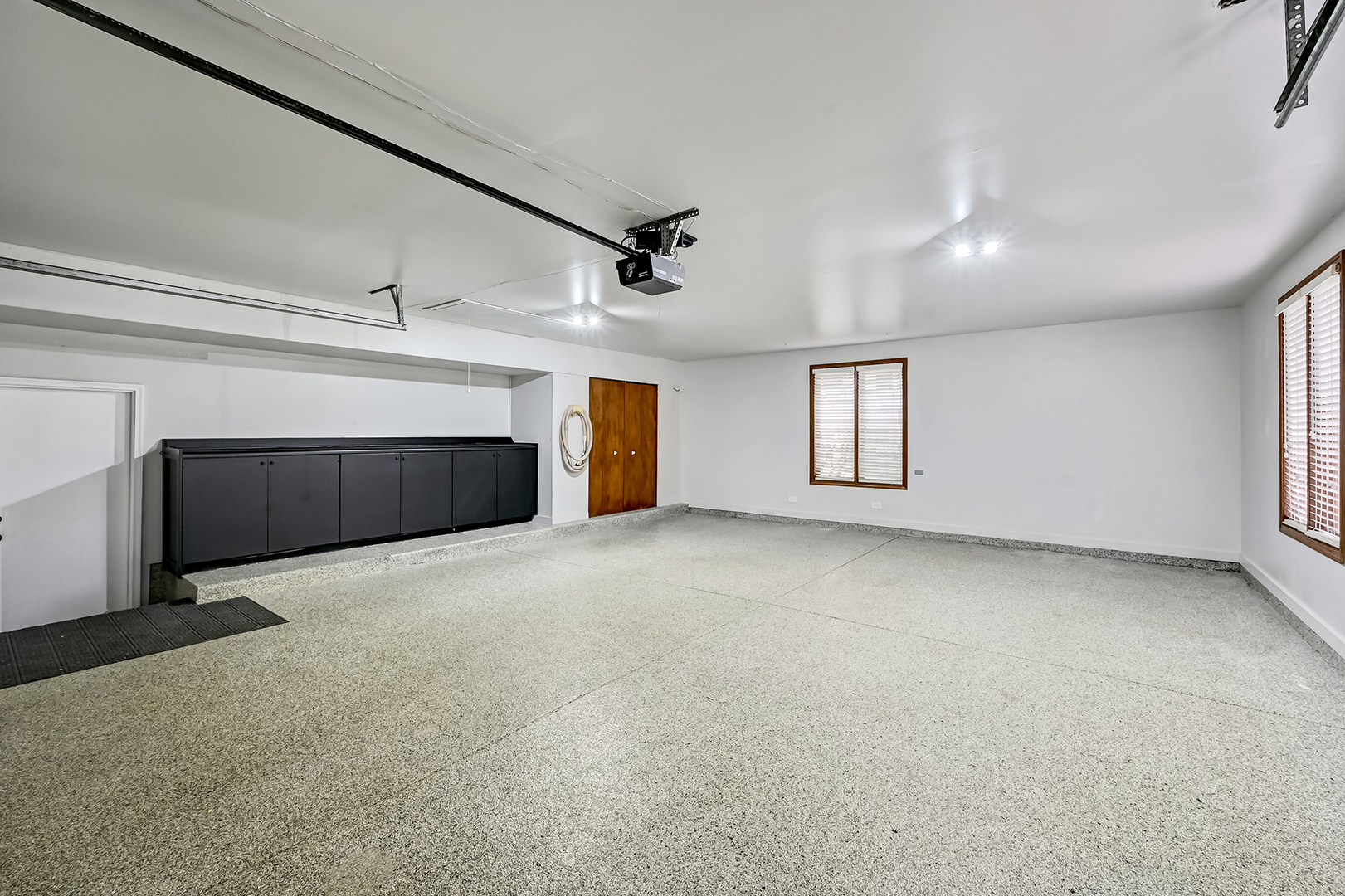 1804 Woodview Court Property Photo 27