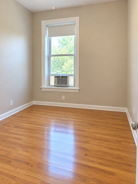 3039 W Wilson Avenue 2 Property Photo 13