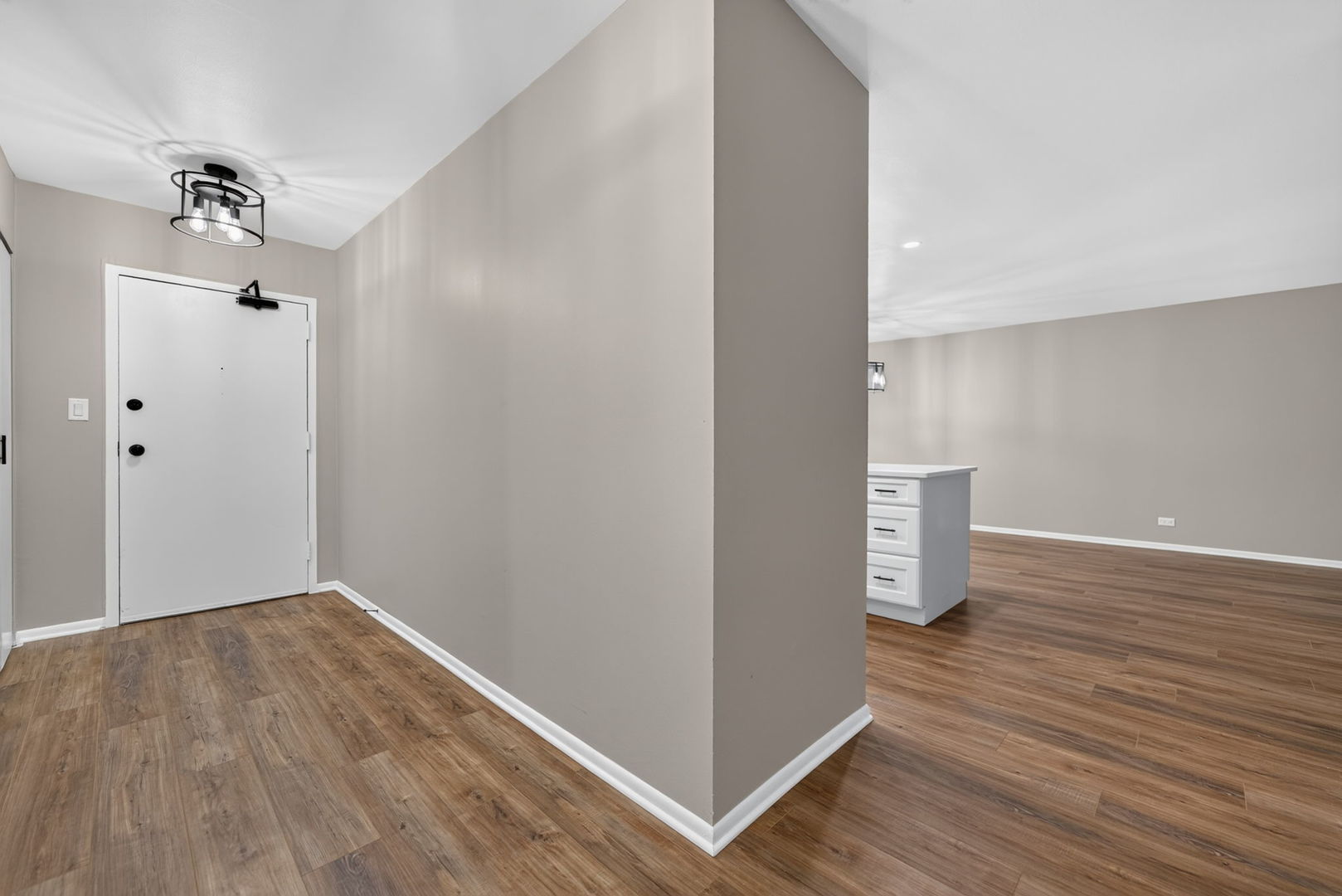 120 Lakeview Drive 208 Property Photo 7