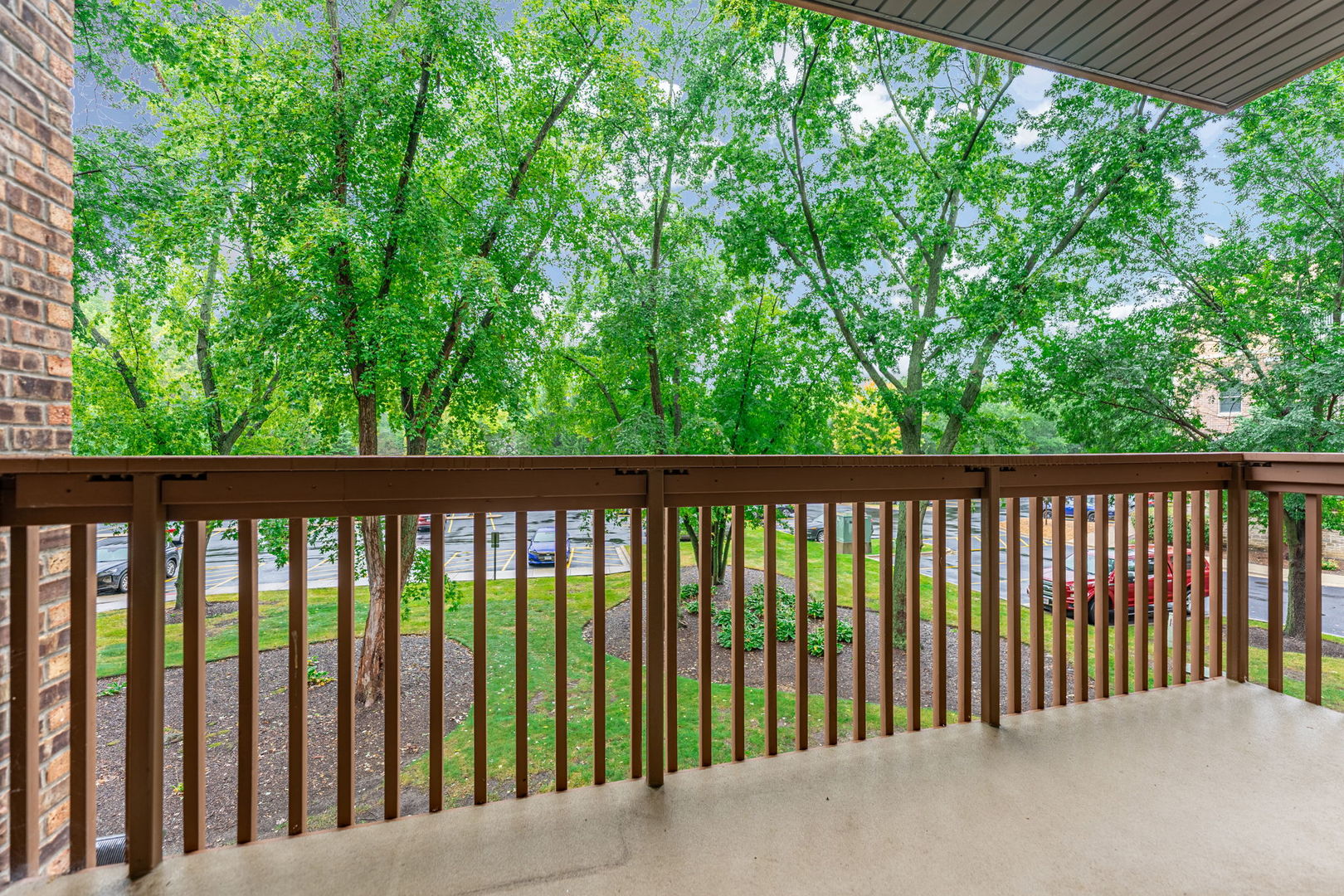 120 Lakeview Drive 208 Property Photo 15