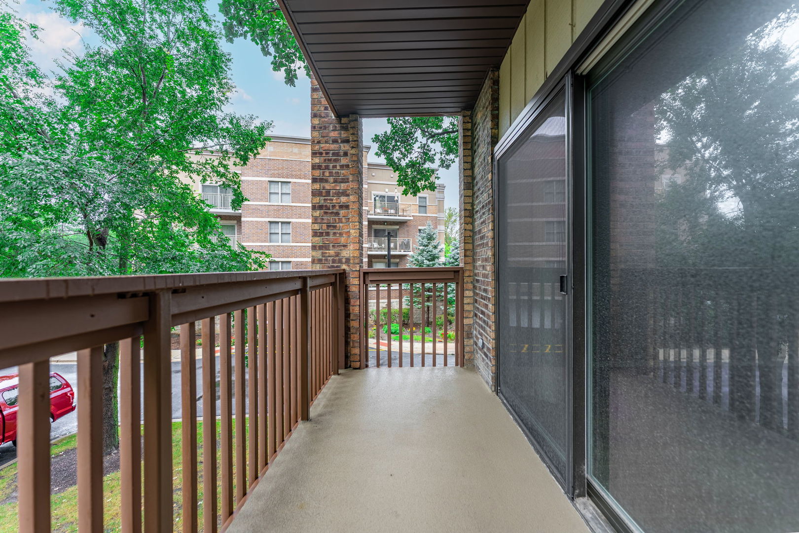 120 Lakeview Drive 208 Property Photo 25