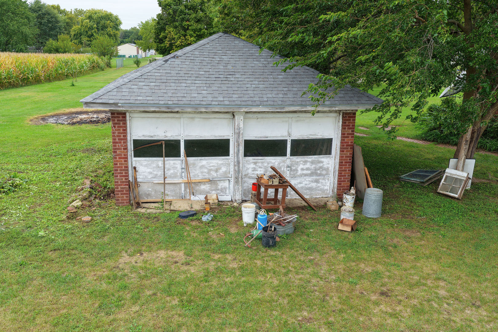 1003 E Livingston Road Property Photo 18