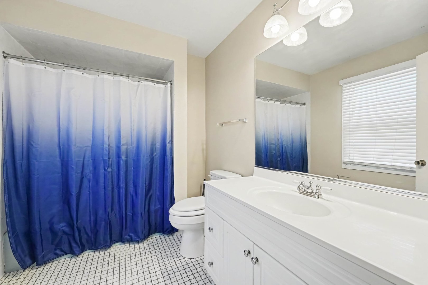 1043 185th Place Property Photo 10
