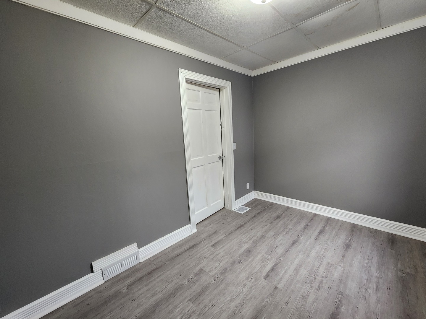605 N Monroe Street Property Photo 7
