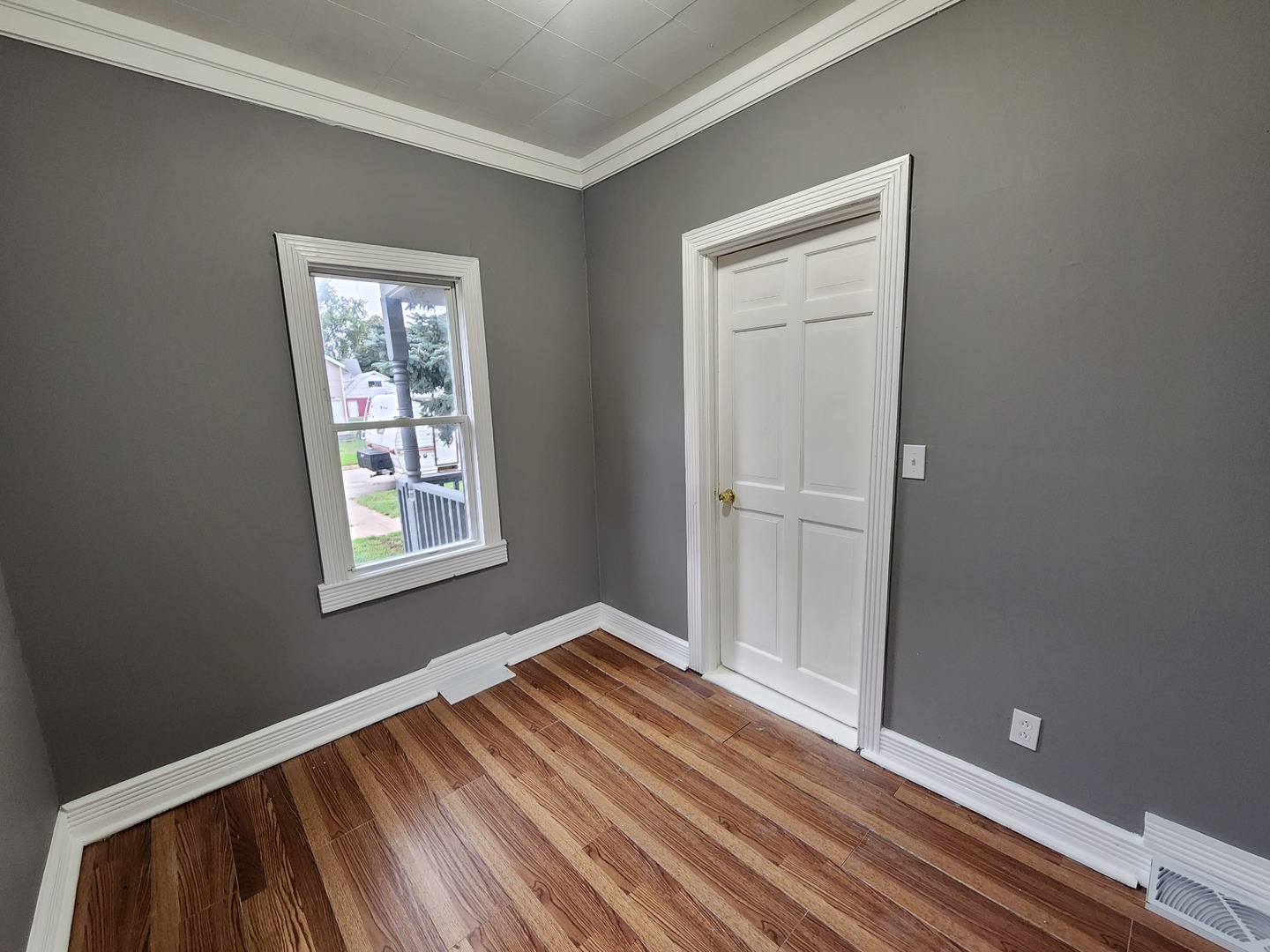 605 N Monroe Street Property Photo 10