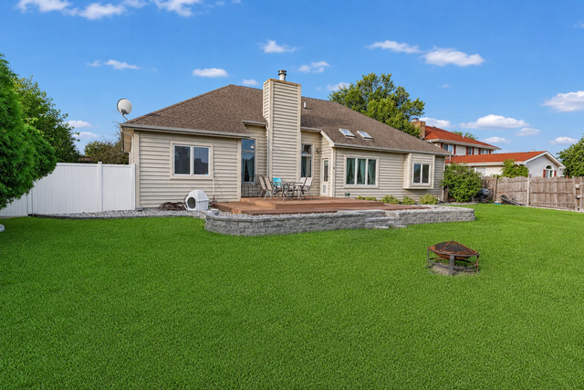 219 Greenbriar Lane Property Photo 4