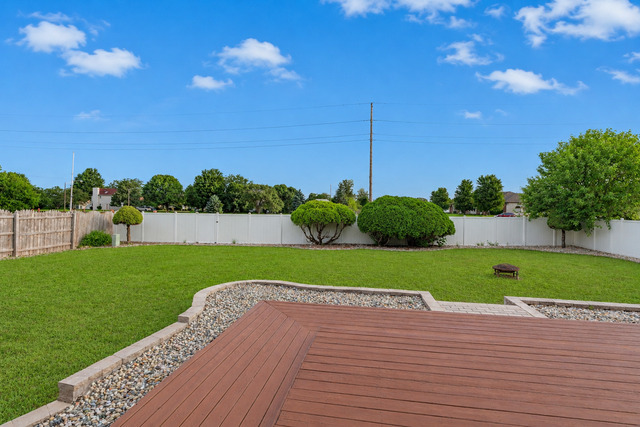 219 Greenbriar Lane Property Photo 7