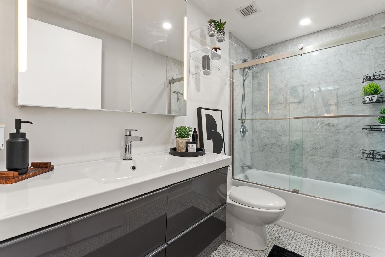 61 W 15th Street 706 Property Photo 10