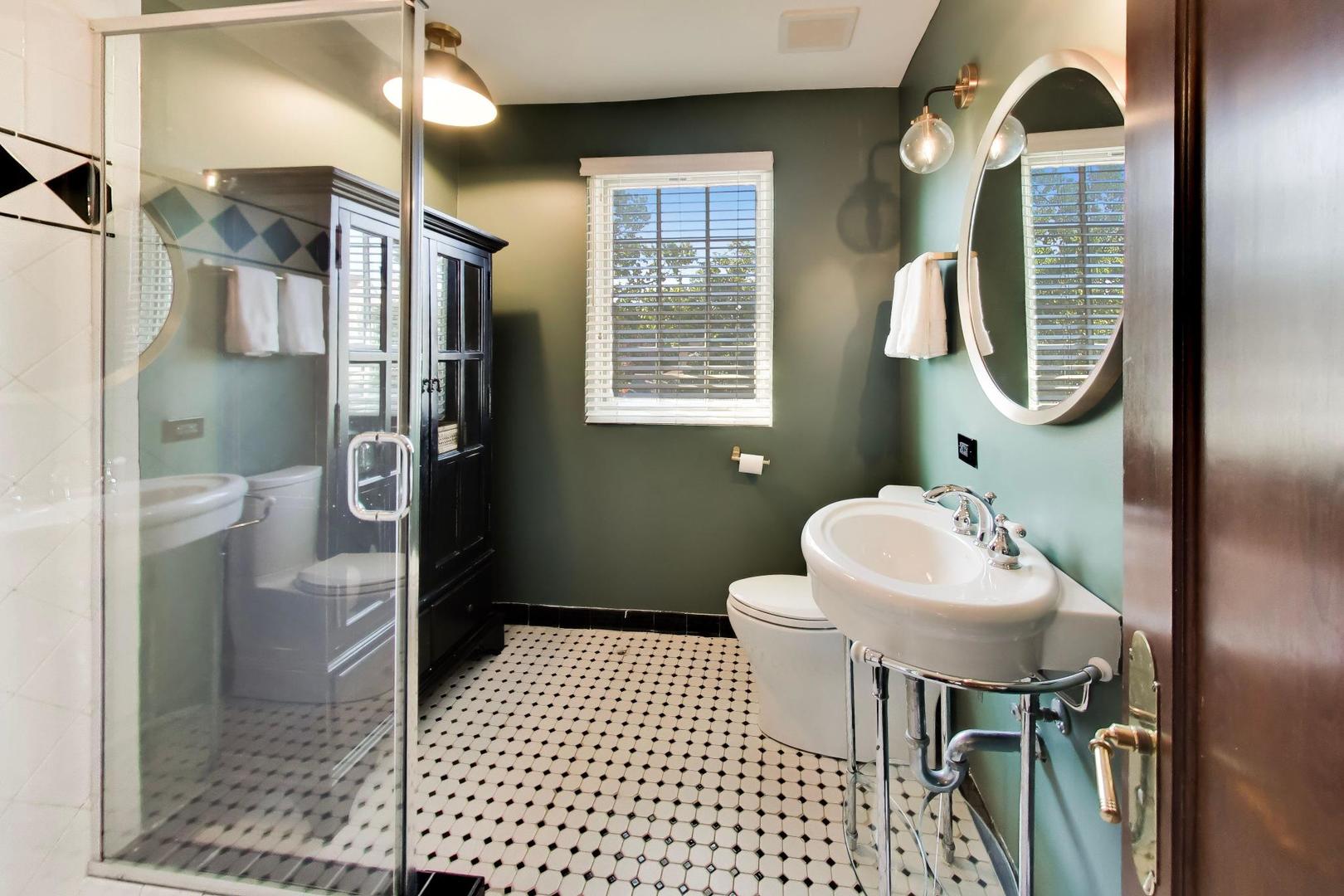 10456 S Bell Avenue Property Photo 33