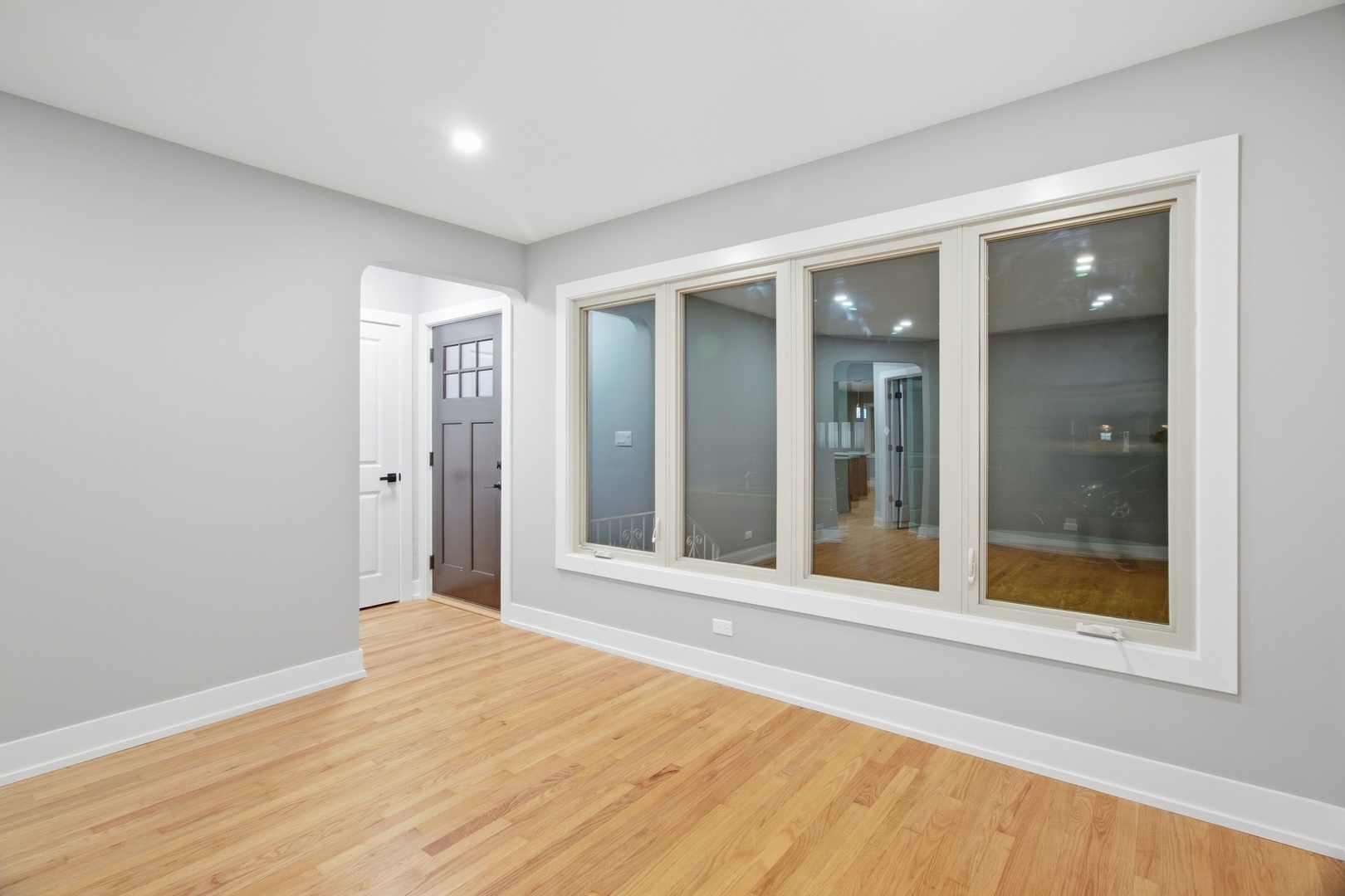 7629 W Norridge Street Property Photo 3