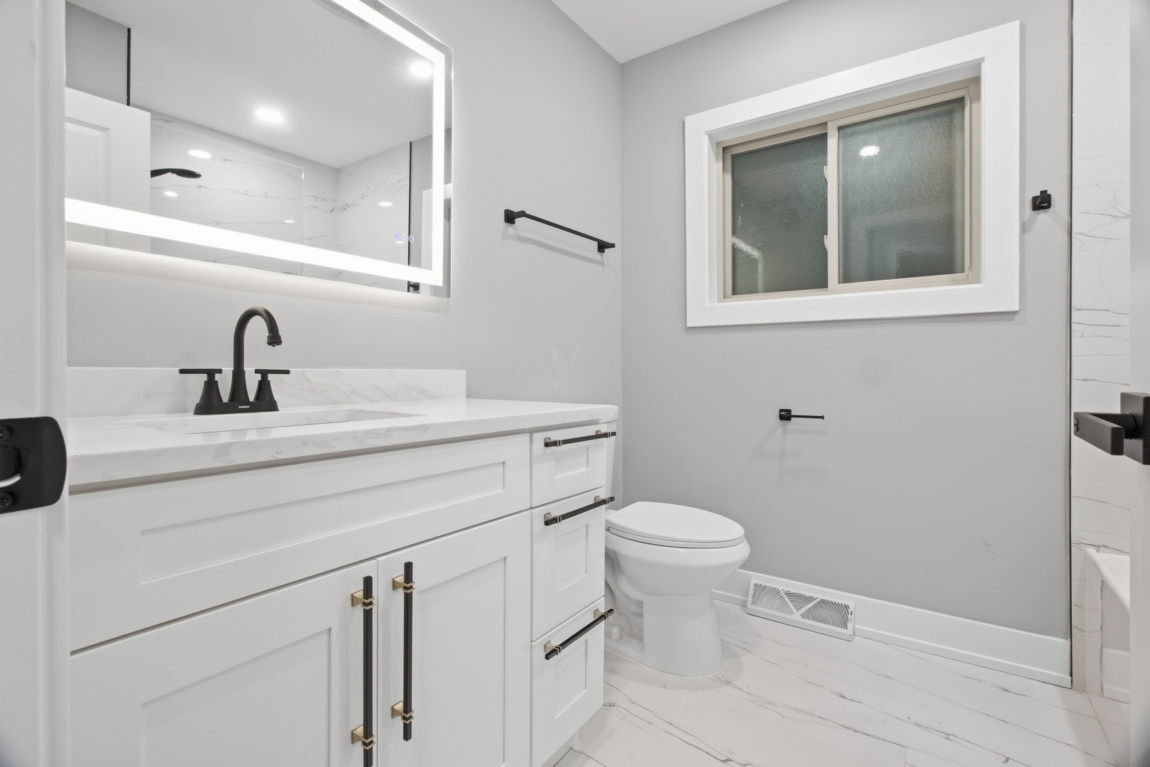 7629 W Norridge Street Property Photo 11