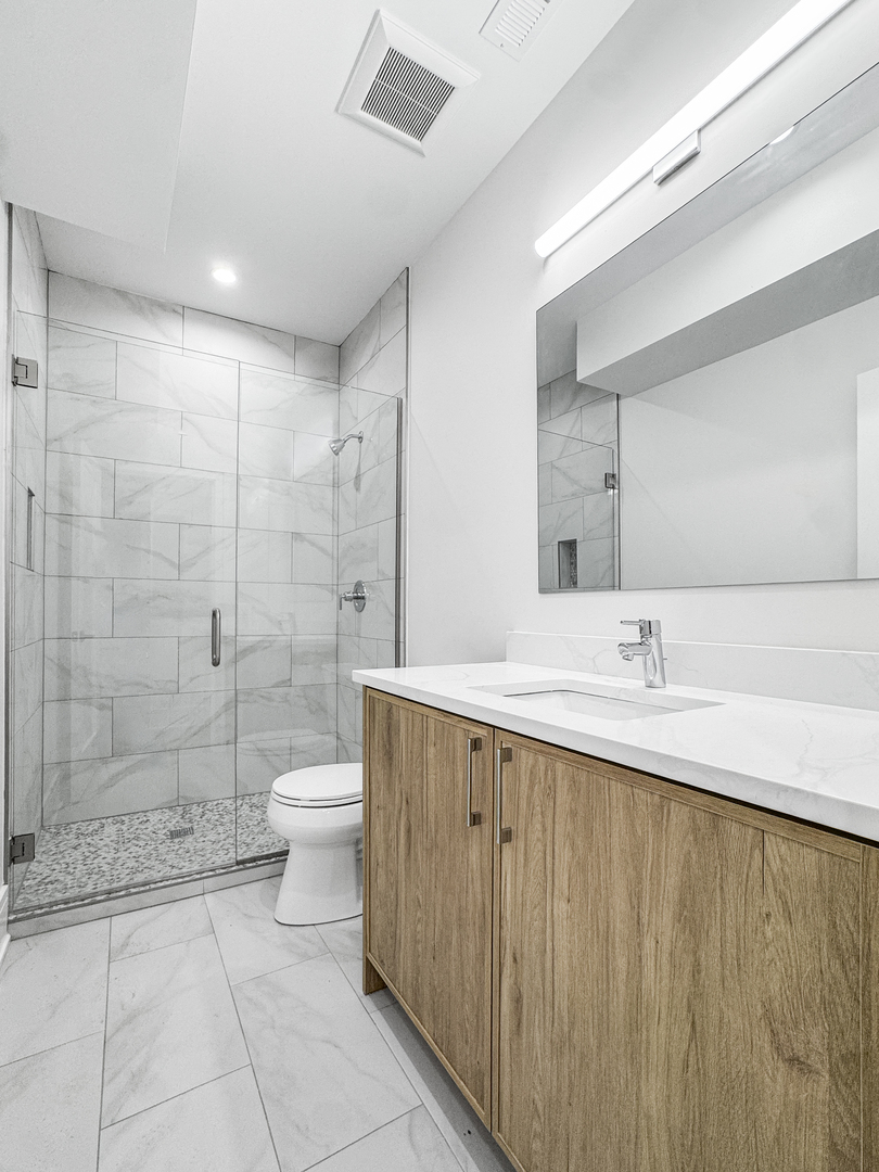 1728 N Sawyer Avenue Property Photo 45