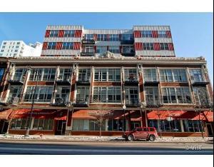 1631 S Michigan Avenue 402 Property Photo 1