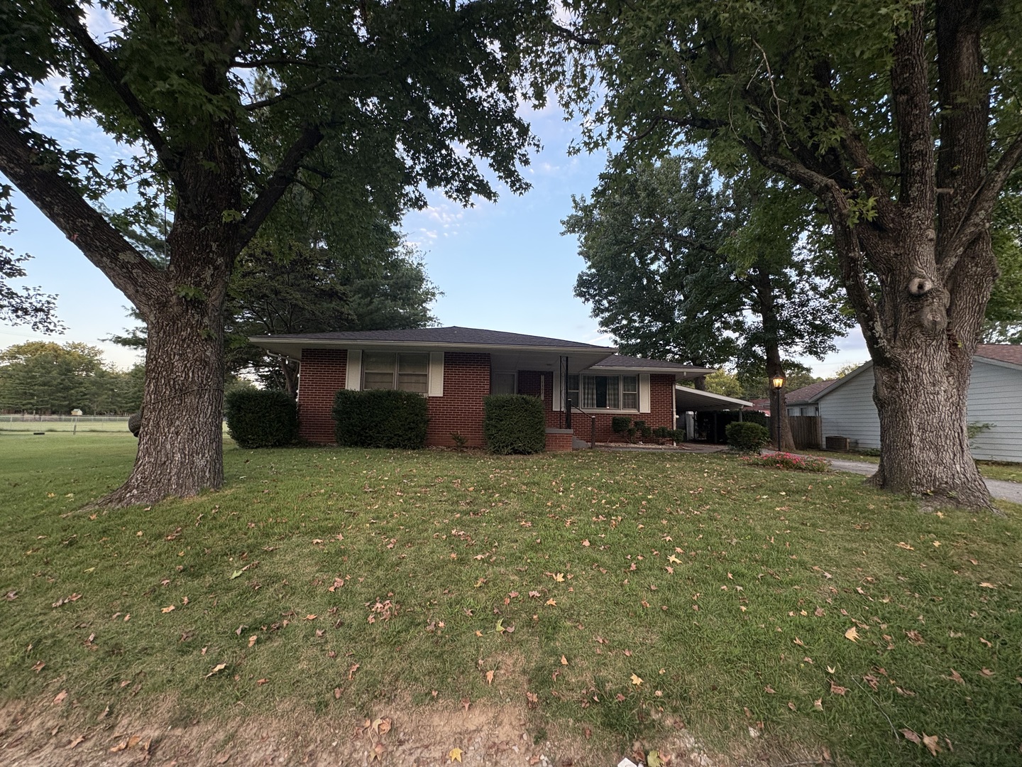 1302 N 16th Street Property Photo 1