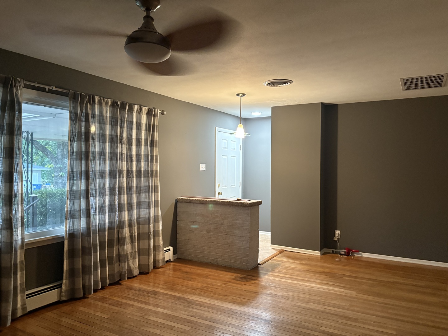 1302 N 16th Street Property Photo 3