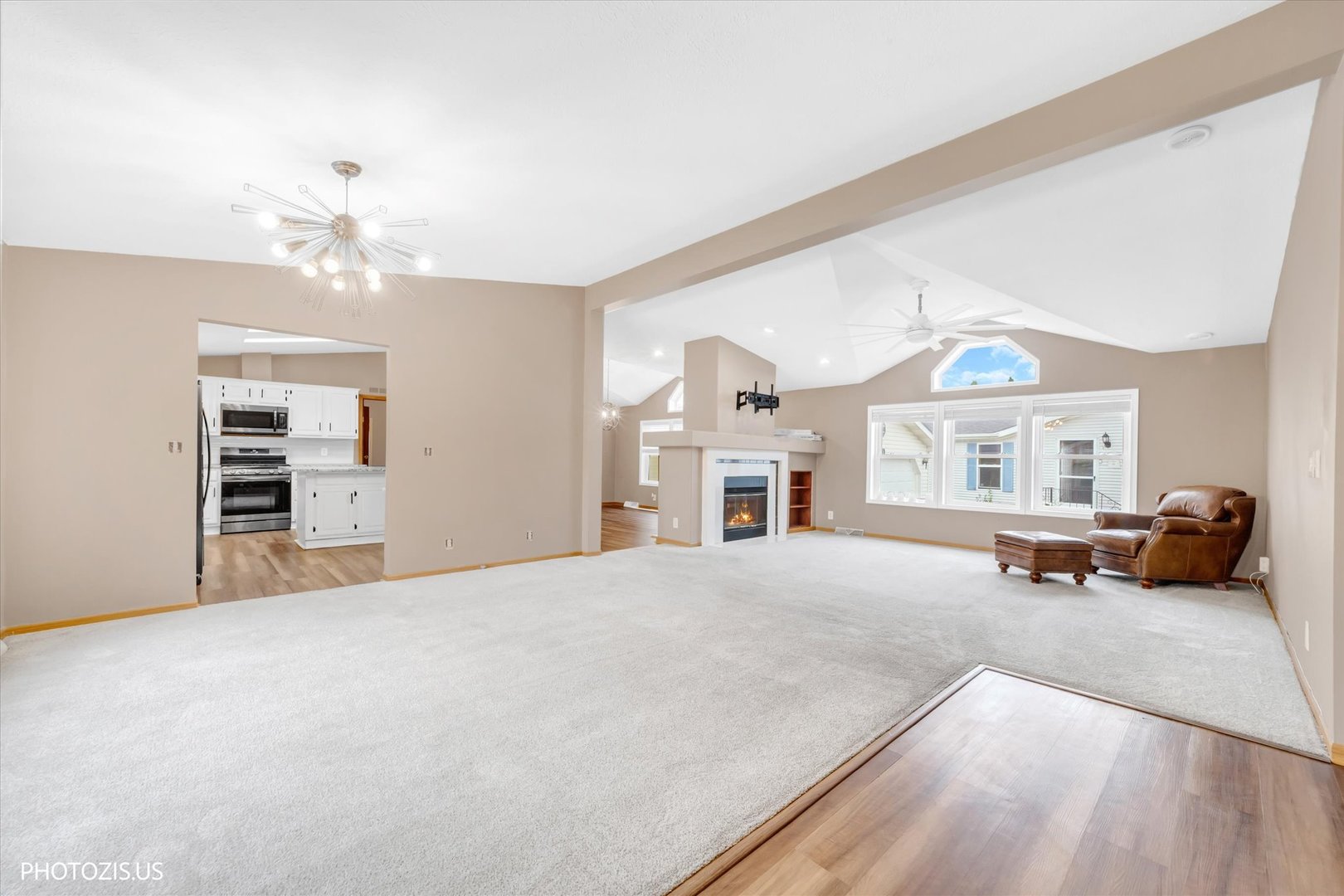 386 Buttercup Lane Property Photo 14
