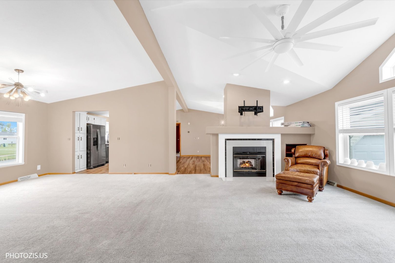 386 Buttercup Lane Property Photo 18