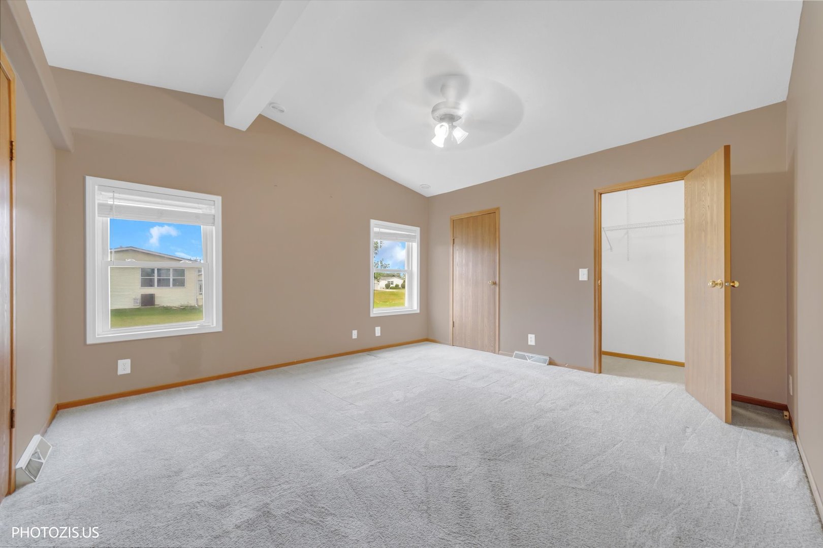 386 Buttercup Lane Property Photo 23