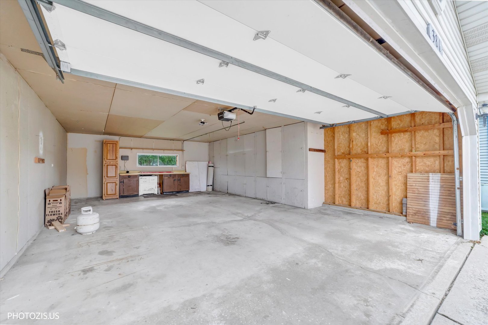 386 Buttercup Lane Property Photo 35
