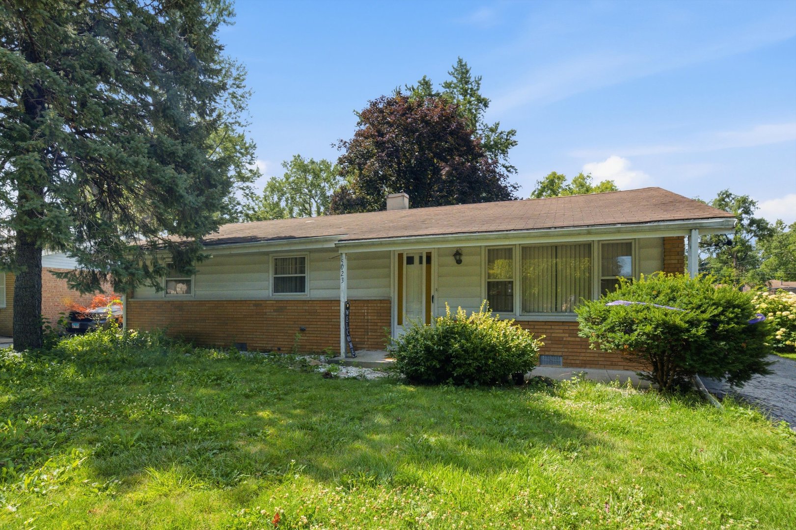 5023 W 81st Street Property Photo 1