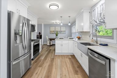 1434 Coral Reef Way Property Photo 6