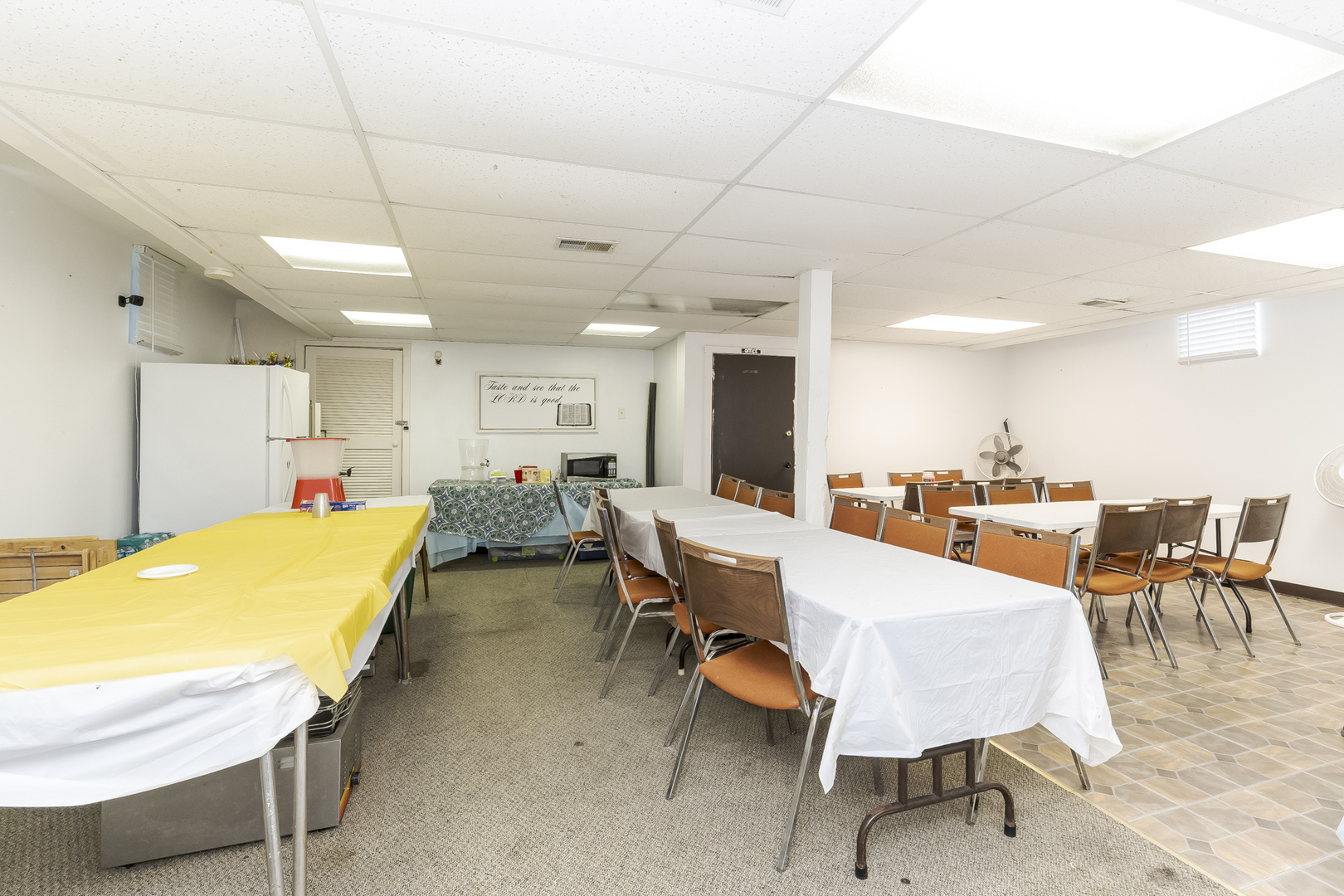 818 E Chestnut Street Property Photo 14