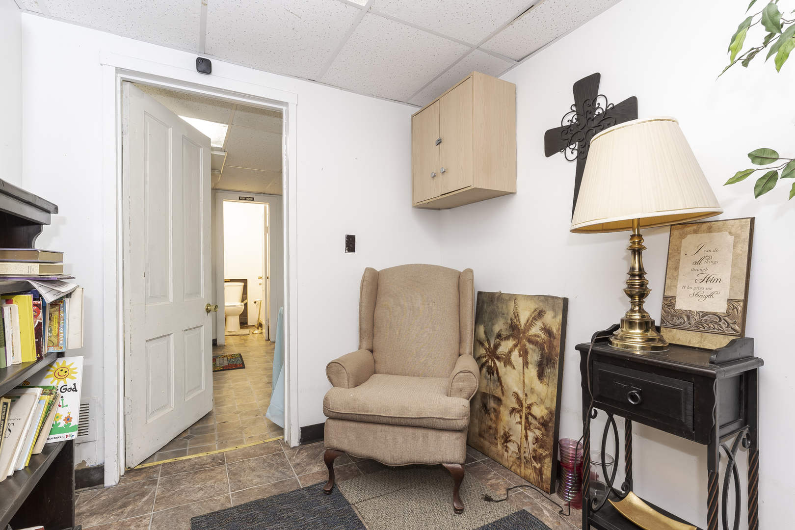 818 E Chestnut Street Property Photo 20