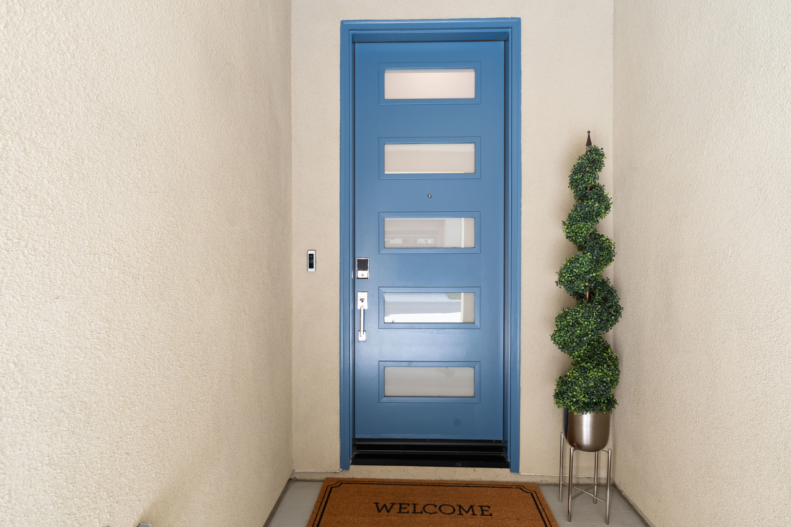 1618 Hollyleaf Terrace Property Photo 6