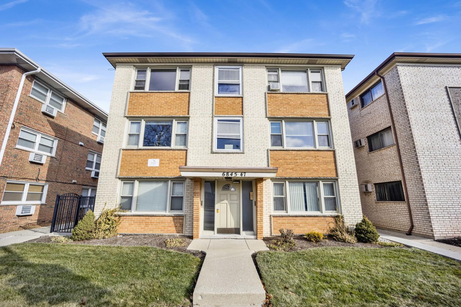 6845 N Northwest Highway 6845-1w Property Photo 1