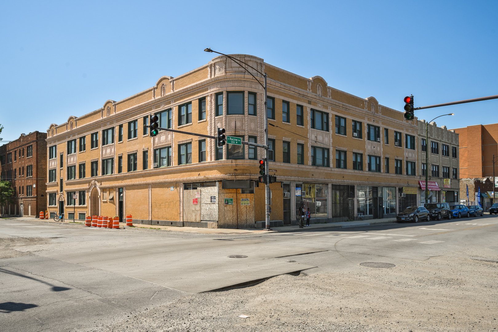 1206-1210 W 83rd Street Property Photo 4