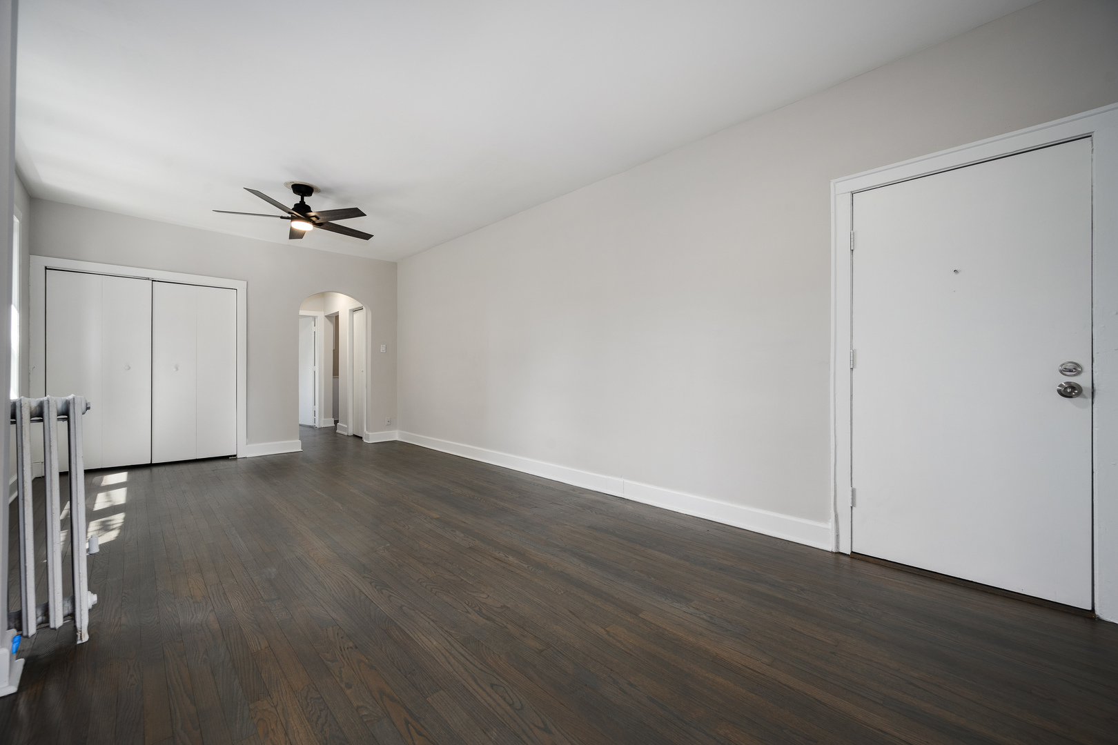 1206-1210 W 83rd Street Property Photo 6