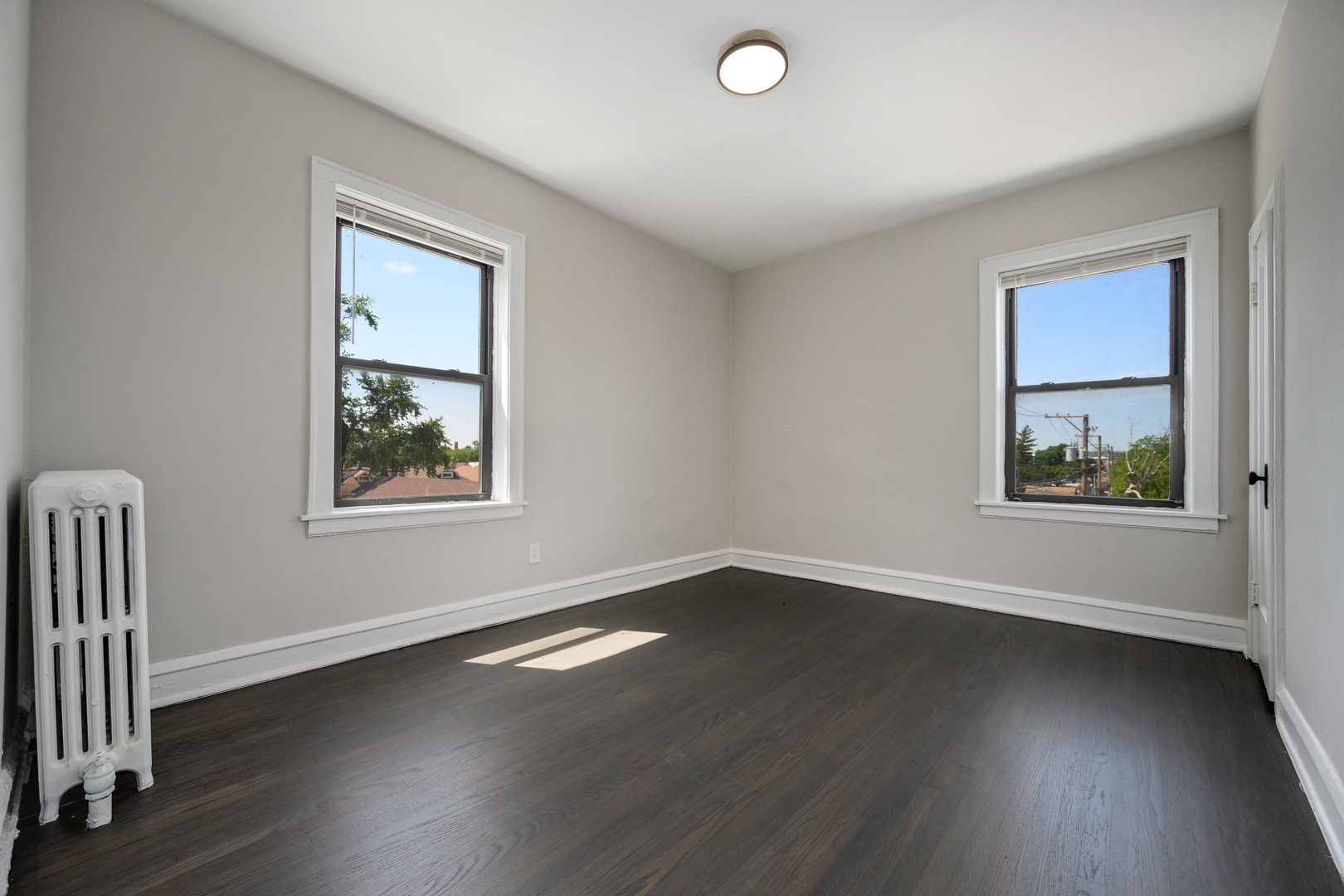 1206-1210 W 83rd Street Property Photo 14