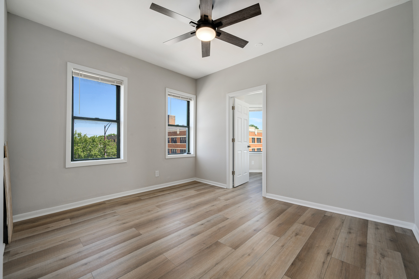 1206-1210 W 83rd Street Property Photo 24