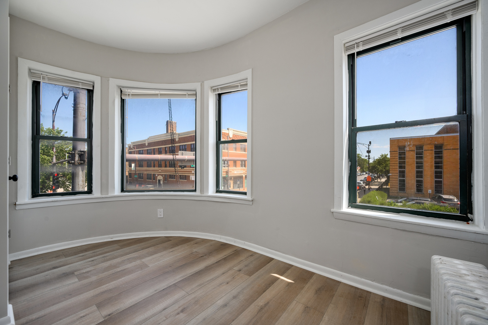 1206-1210 W 83rd Street Property Photo 31